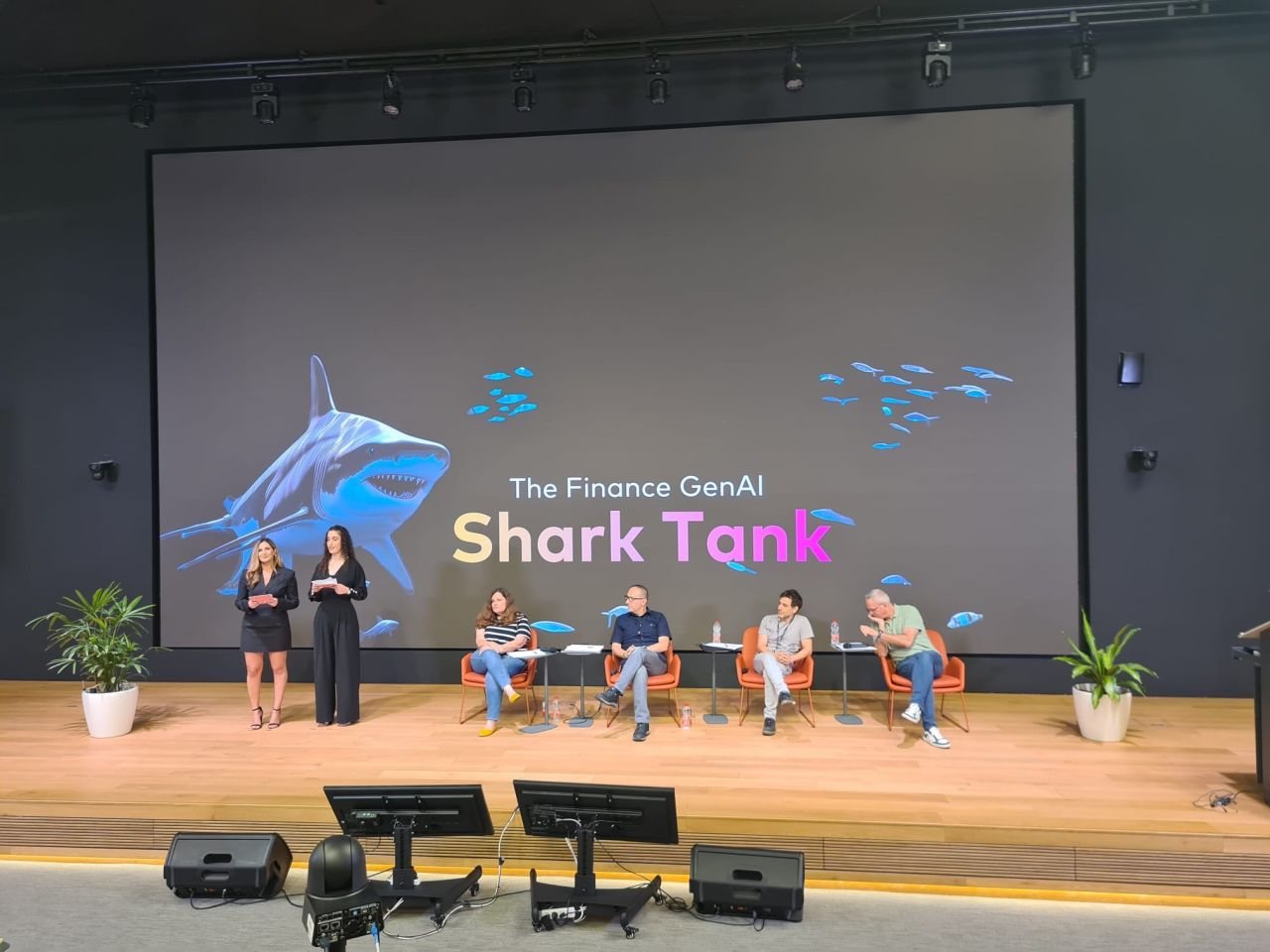 Finance GenAI Shark Tank — תמונה 1